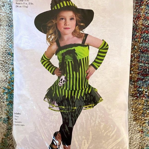 Fun World Other - Toddler witch costume